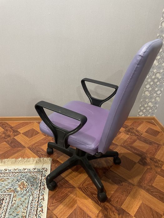 Продам офисное кресло