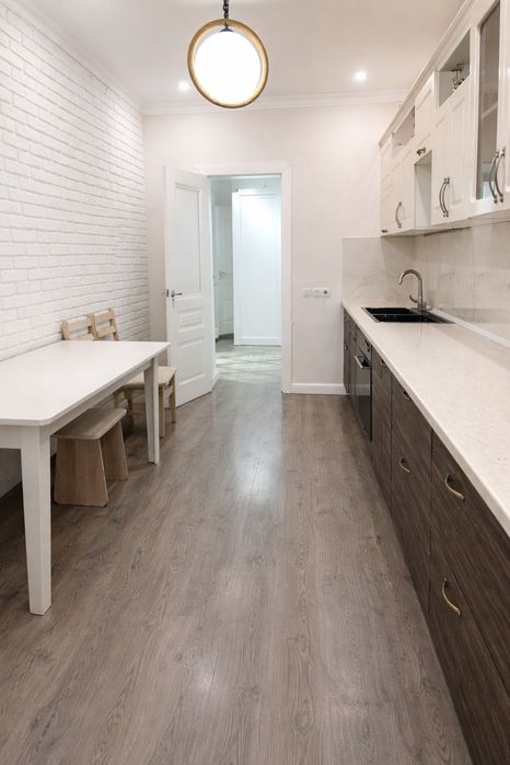 Продам 3 комнатнаю