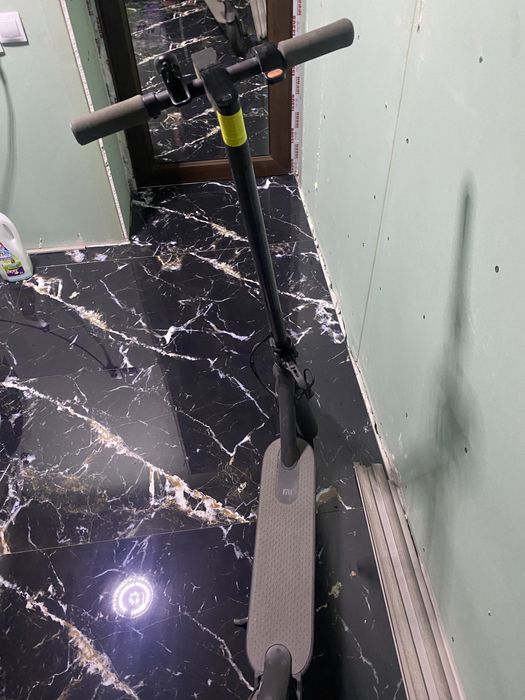 Электросамокат xioami mi essential