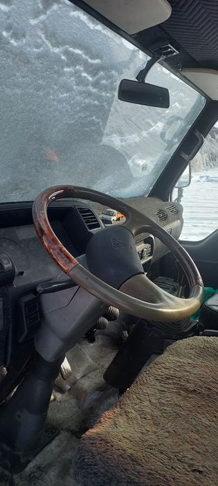 Продам. Обменяю на внедорожник.