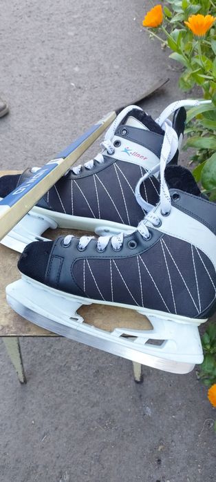 Коньки, клюшка. Состояние бу