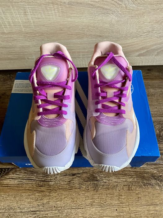 Adidas Falcon 36 og box