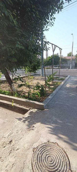 Учтепа туманида 2,5 сот Участка сотилади йулли йузида