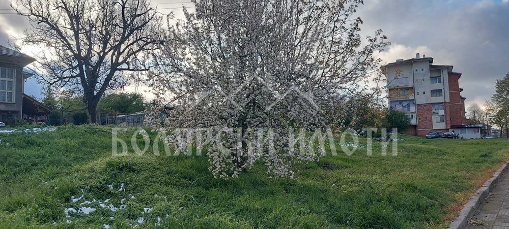 Парцел за строителство в град Лясковец