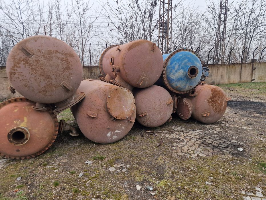 Вертикални резервоари за вода и други течности