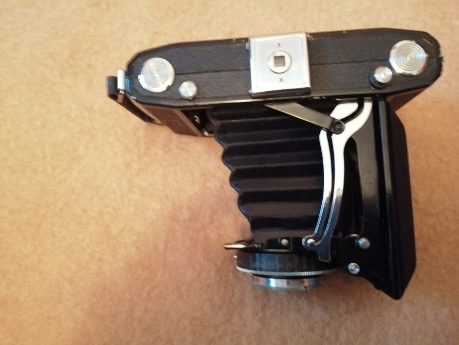 Антикварен фотоапарат Ikon