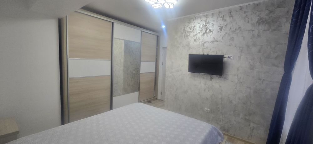 Inchiriez apartament  2 camere decomandat cu boxa si loc de parcare - Vedere 4