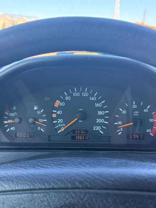 Мерцедес c220 cdi