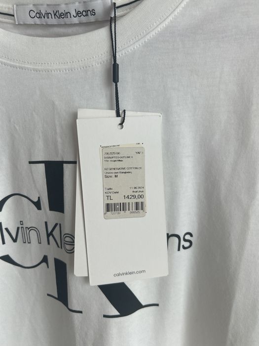 Calvin Klein футболка