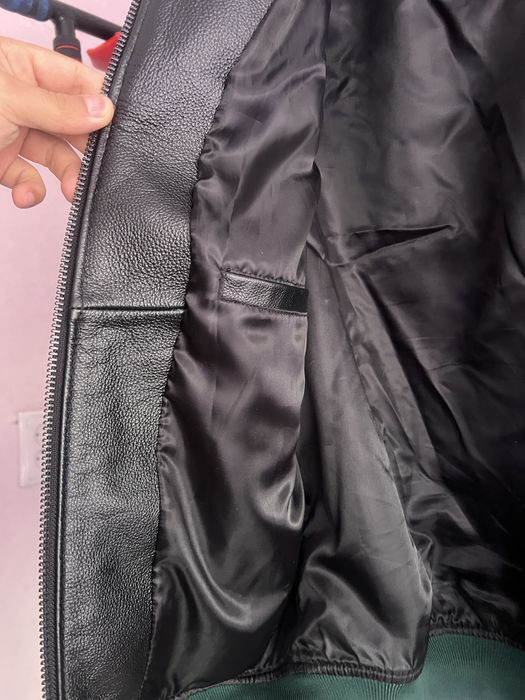 Продам кожанную куртку
