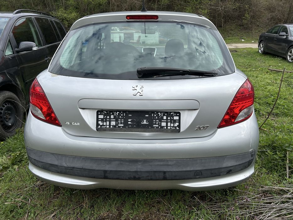 На части Peugeot 207 1.4 16v 95 кс 2009г
