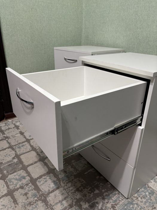 Офисные тумбочки