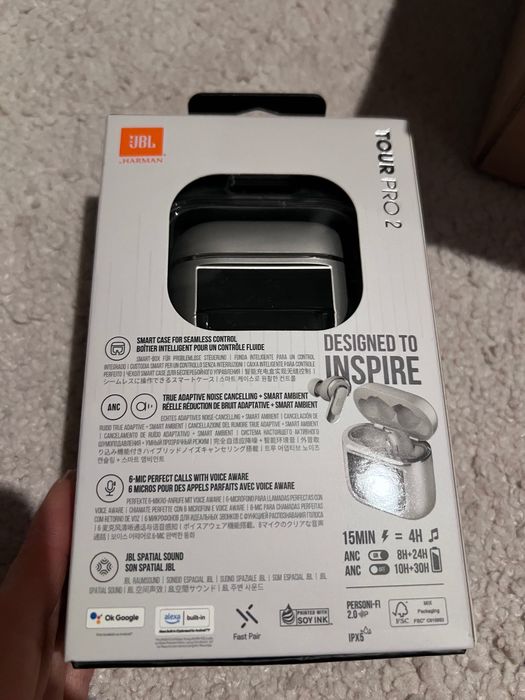 Casti JBL tourPRO2