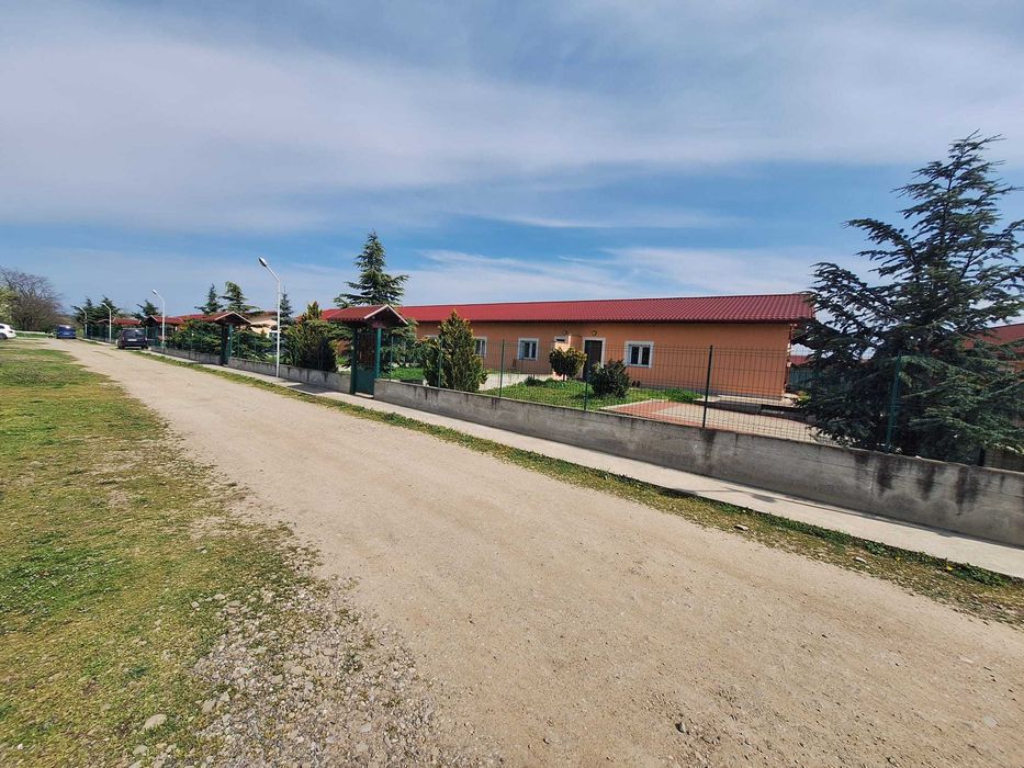 Apartament 2 camere parter cu curte proprie