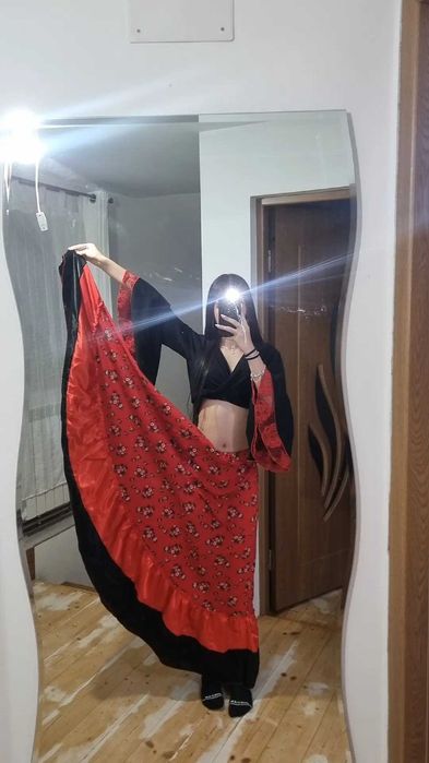 Costum tigănesc, de inchiriat