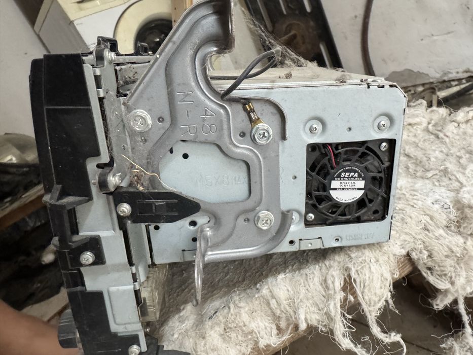 Продам штатную магнитолу