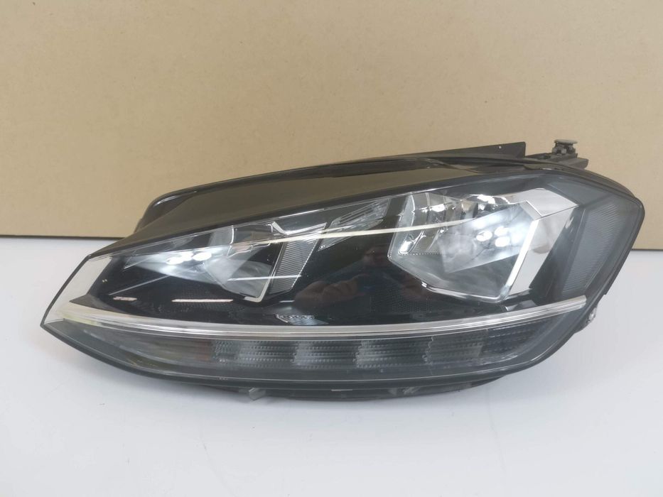 Ляв фар Халоген Фолксваген ВВ Голф 7 [фейслифт] Оригинален В добро със