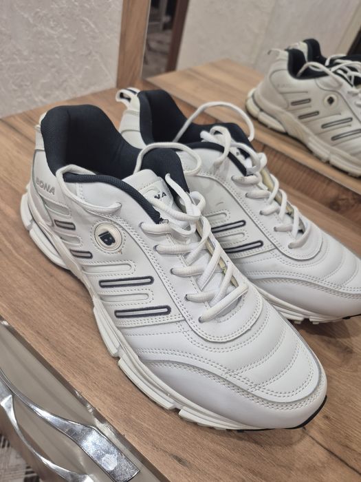 Мужские кроссовки Bona