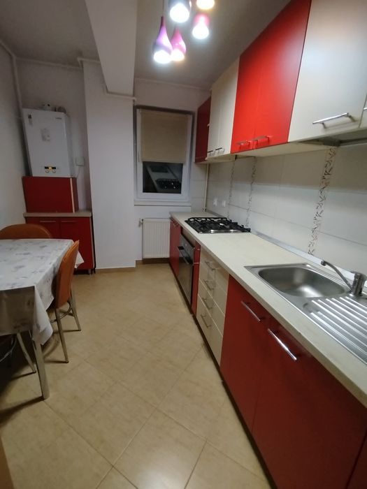 Persoana fizică inchiriez apartament 2 camere
