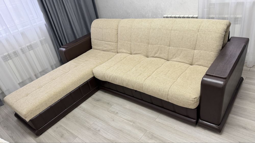 Уютный угловой диван, раскладной!
