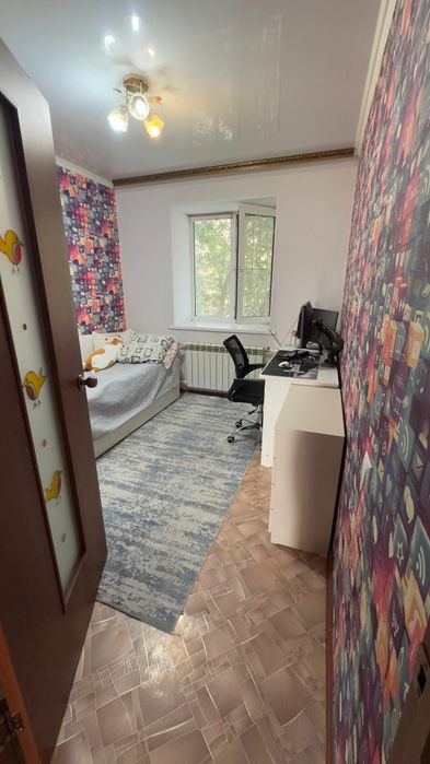 Продаётся 3 комн квартира