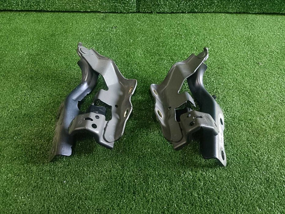 Оригинальные петля капота от Toyota Camry 50 55