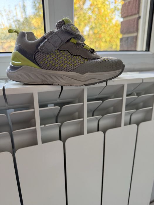 Кроссовки кожаные biomechanics