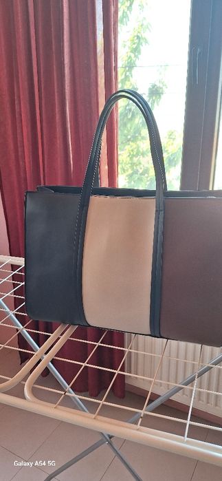 Дамска чанта -PARFOS неразличими от нова