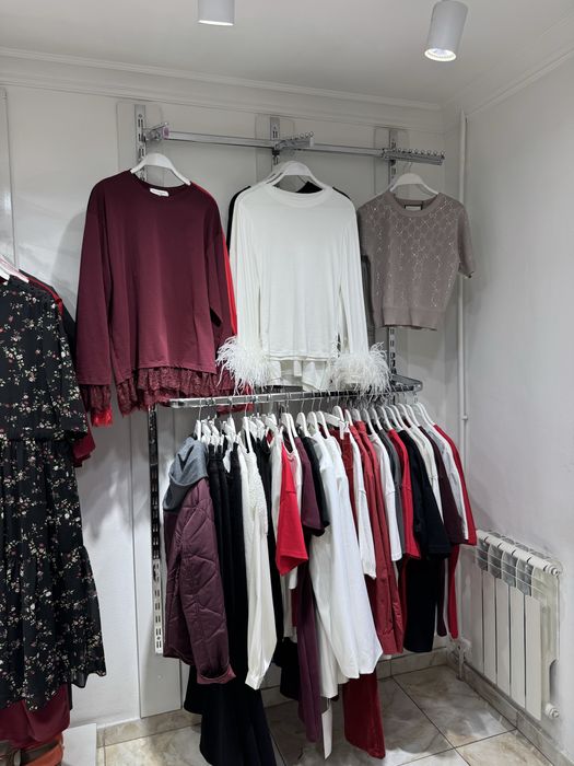 Продам мебель для магазина одежды