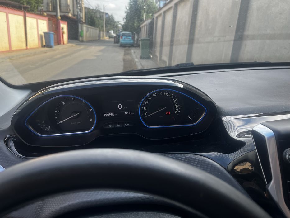 Peugeot model 2008