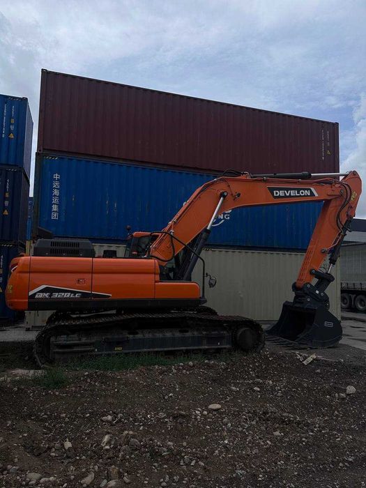 Develon DX320 - LC Made in Korea