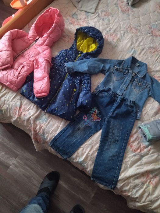 Продам детские вещи