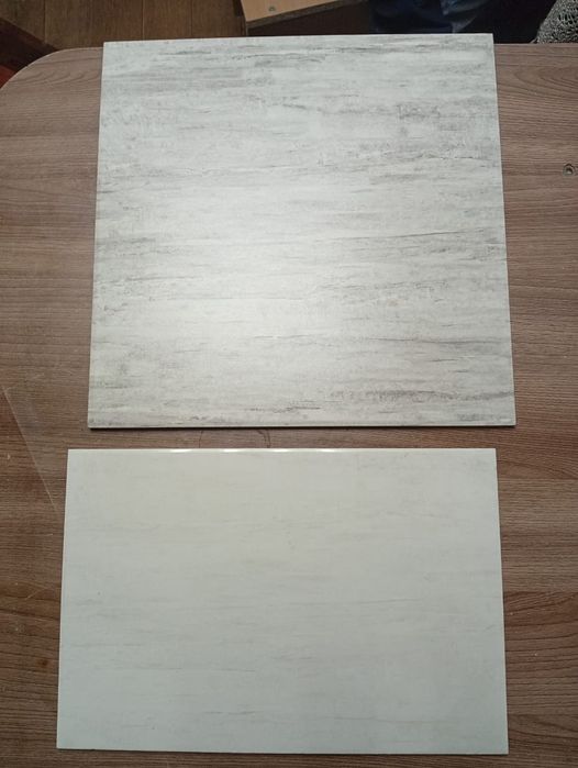 Продам плитки  для пола 6 пачек , для  стен 21 пачек, одна пачка 3 тыс