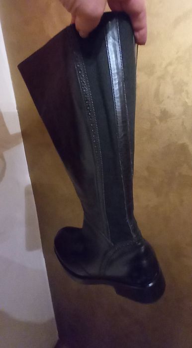 Cizme piele 37 si piele intoarsa 38