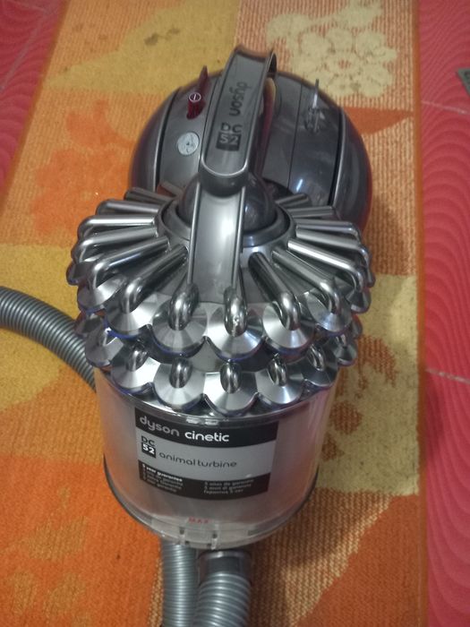 aspirator dyson dc second hand si noi de vanzare • Anunturi • OLX.ro