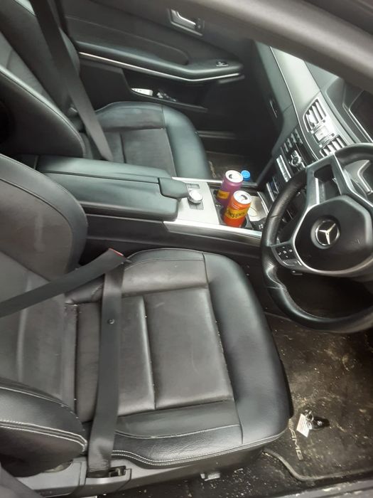 Dezmembrez w212 facelift e class amg fata completa