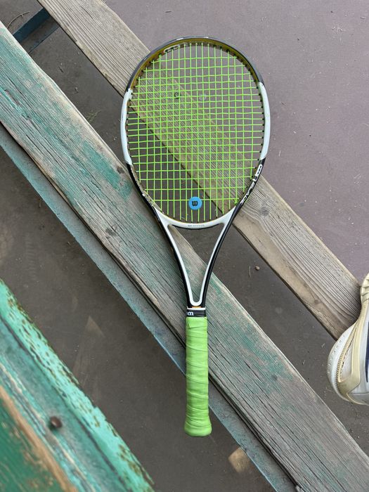 Продам ракетку Wilson