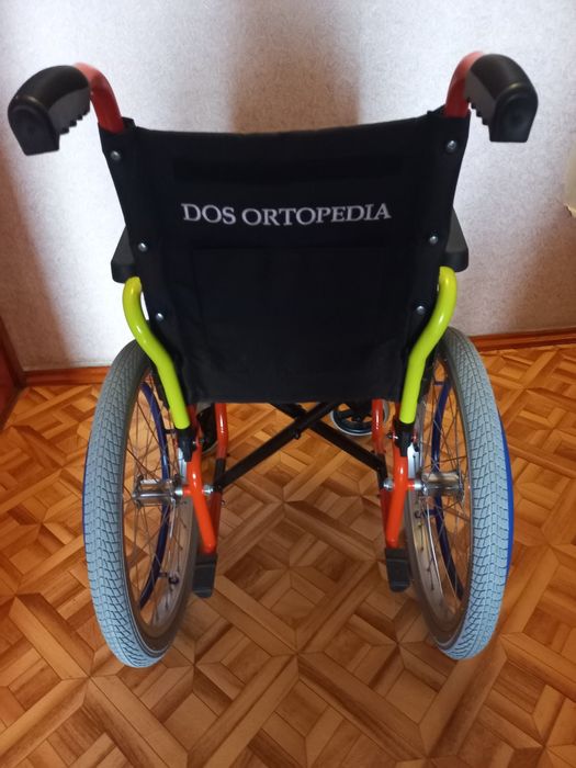 Коляска инвалидная детская.