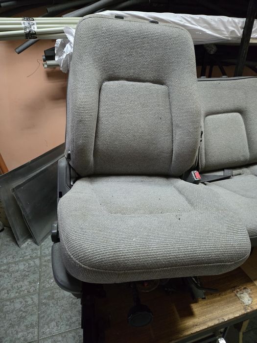 Продавам седалки за Паджеро