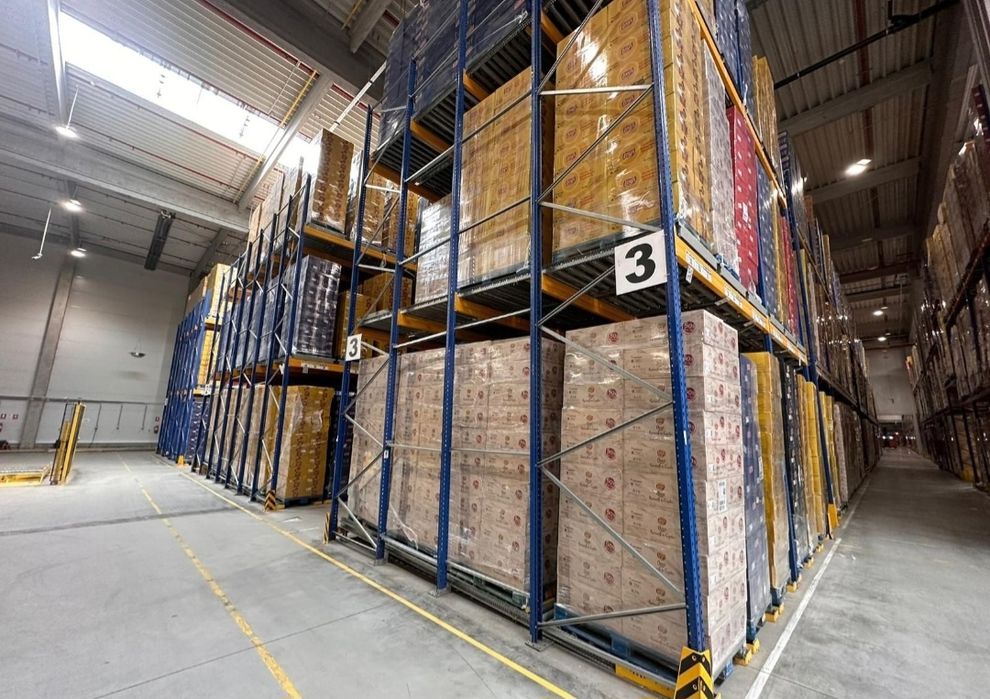 Rafturi metalice pentru anvelope si europaleti