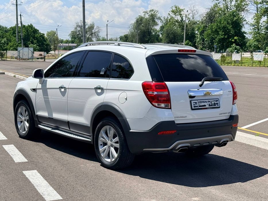 Chevrolet Captiva 4