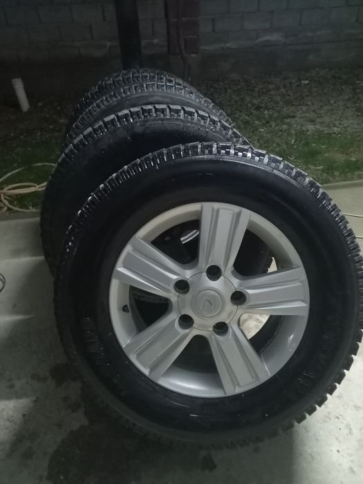 Зимные шины лексус