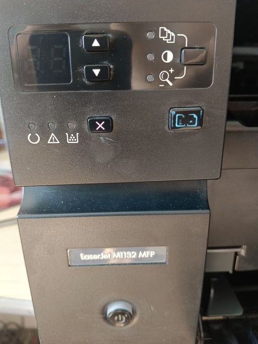 Принтер сканер копир HP LJ m1232