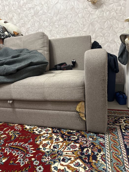 Продам диван срочно