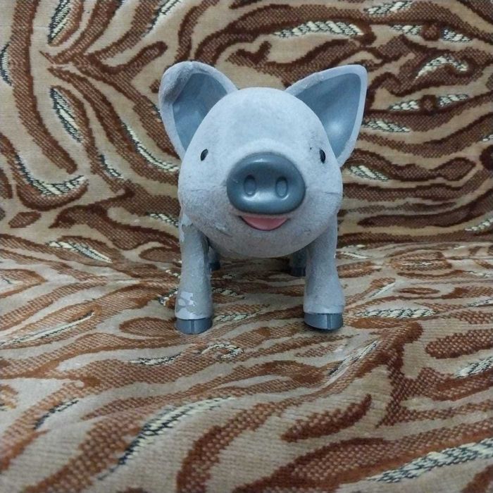 Игрушка интерактивная свинка