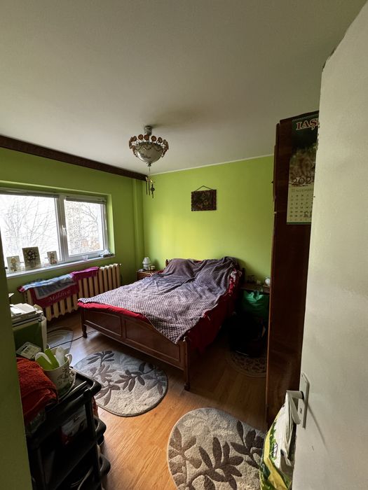 Inchiriez apartament