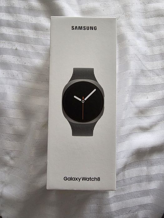 Smartwatch samsung 8 de 40 mm cu lte