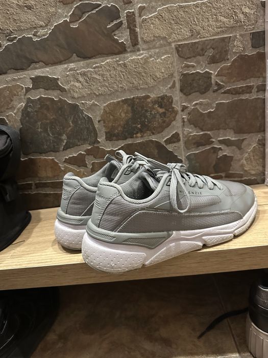 Сиви Mckenzie обувки