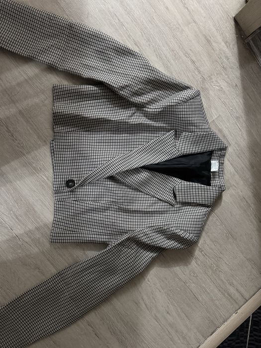 Пиджак укороченный размер S