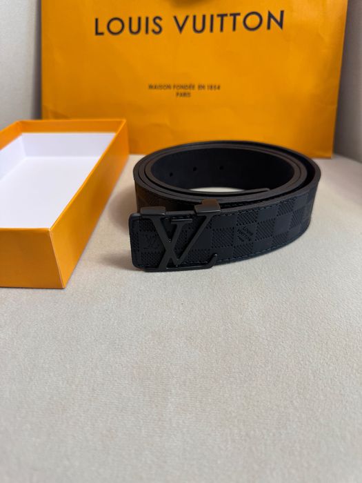 Louis Vuitton-Оригинален мъжки чисто нов колан 120 см